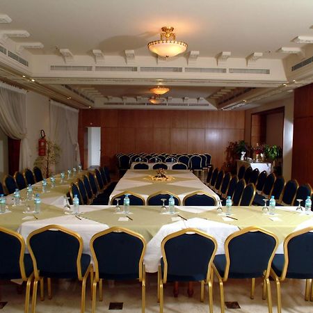 מלון Ramada By Wyndham פס מראה חיצוני תמונה