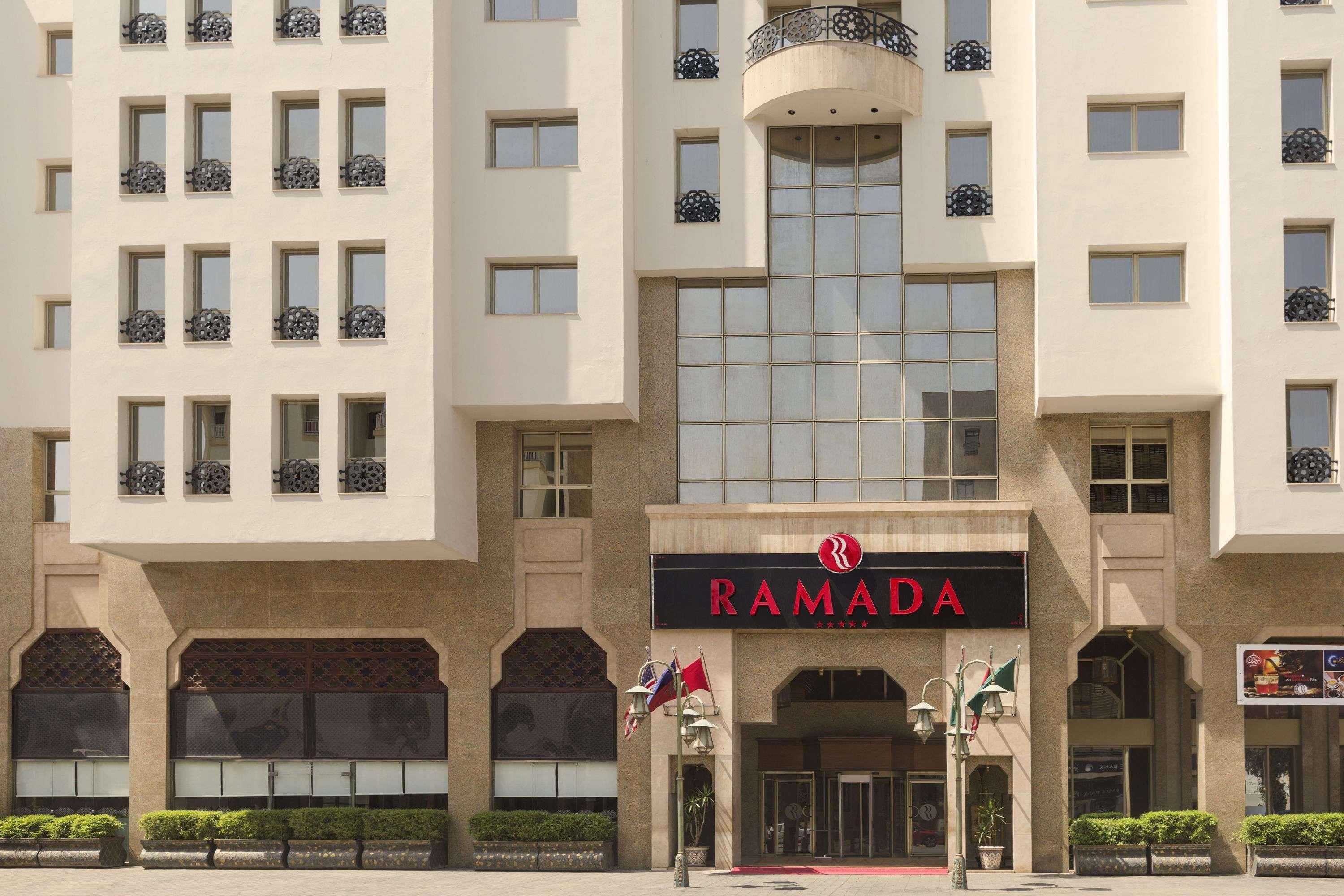 מלון Ramada By Wyndham פס מראה חיצוני תמונה