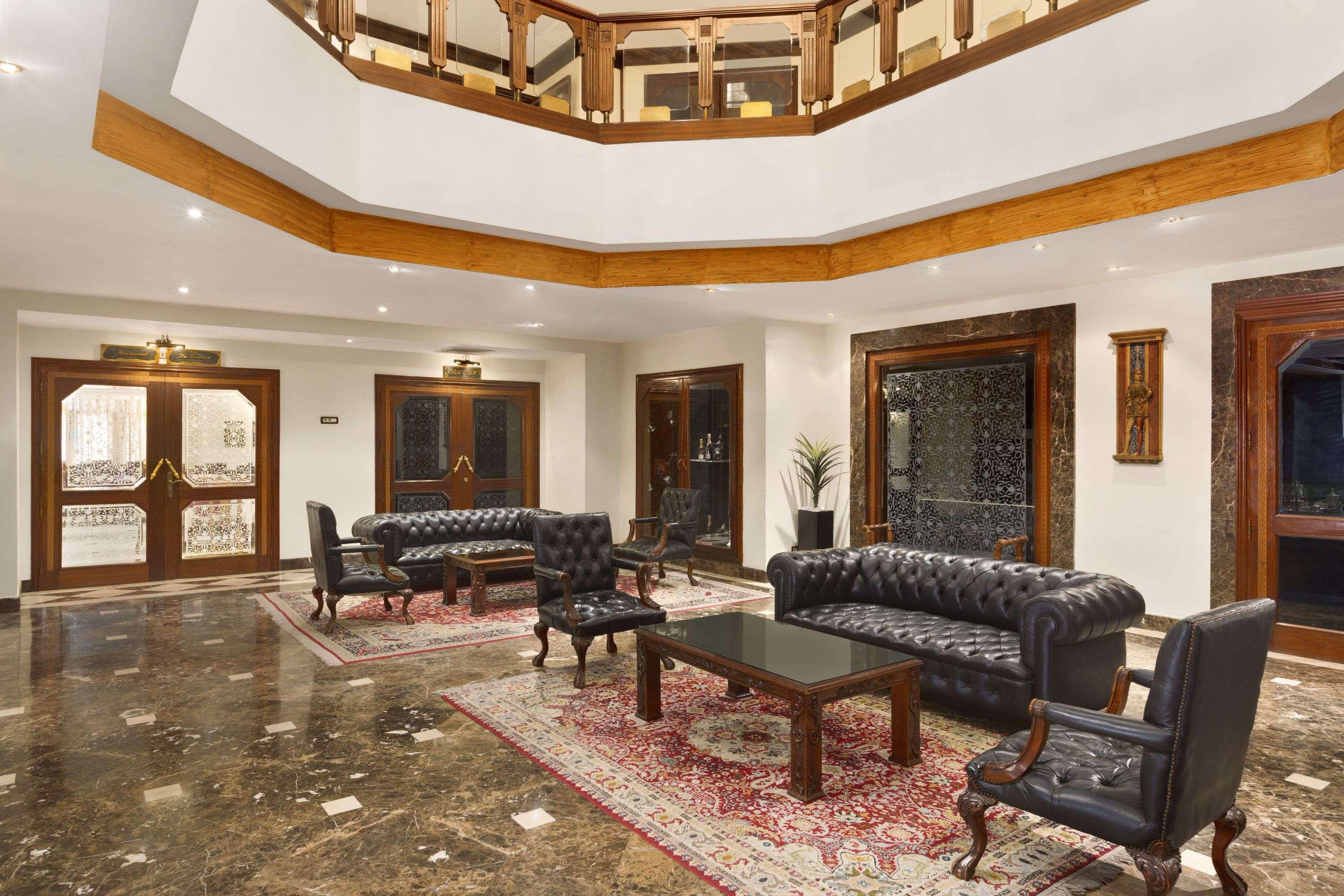 מלון Ramada By Wyndham פס מראה חיצוני תמונה