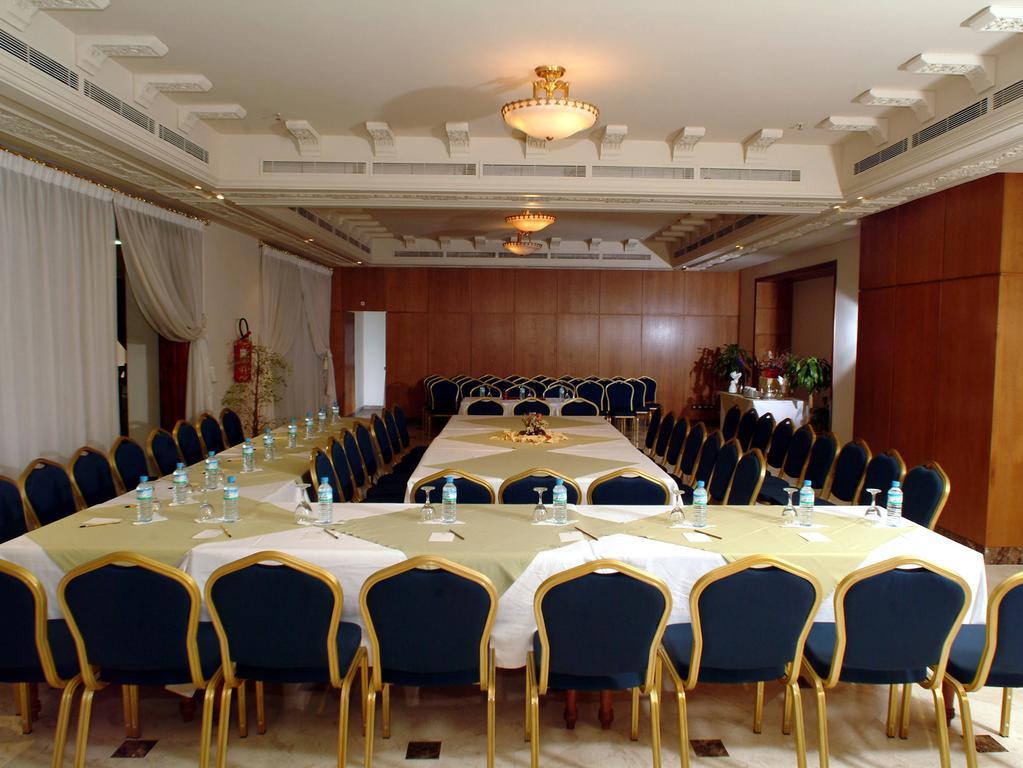 מלון Ramada By Wyndham פס מסעדה תמונה
