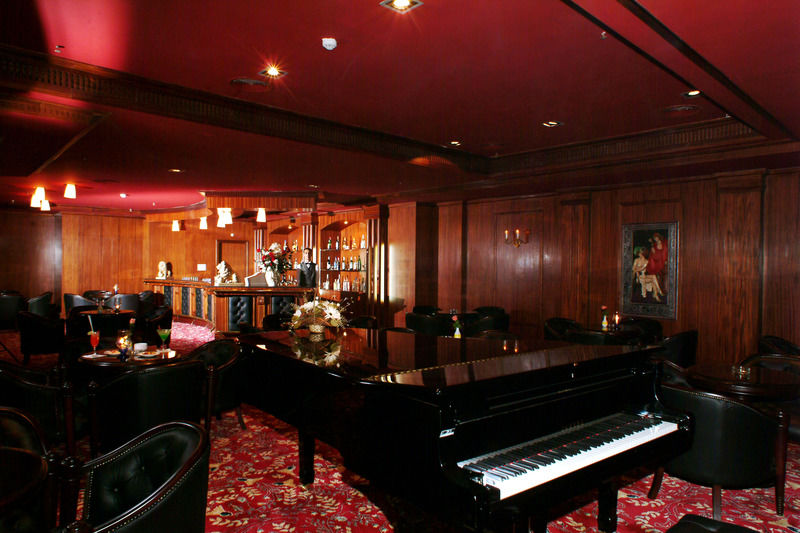 מלון Ramada By Wyndham פס מראה חיצוני תמונה