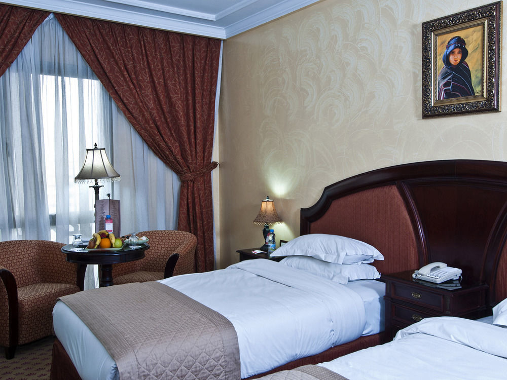 מלון Ramada By Wyndham פס מראה חיצוני תמונה