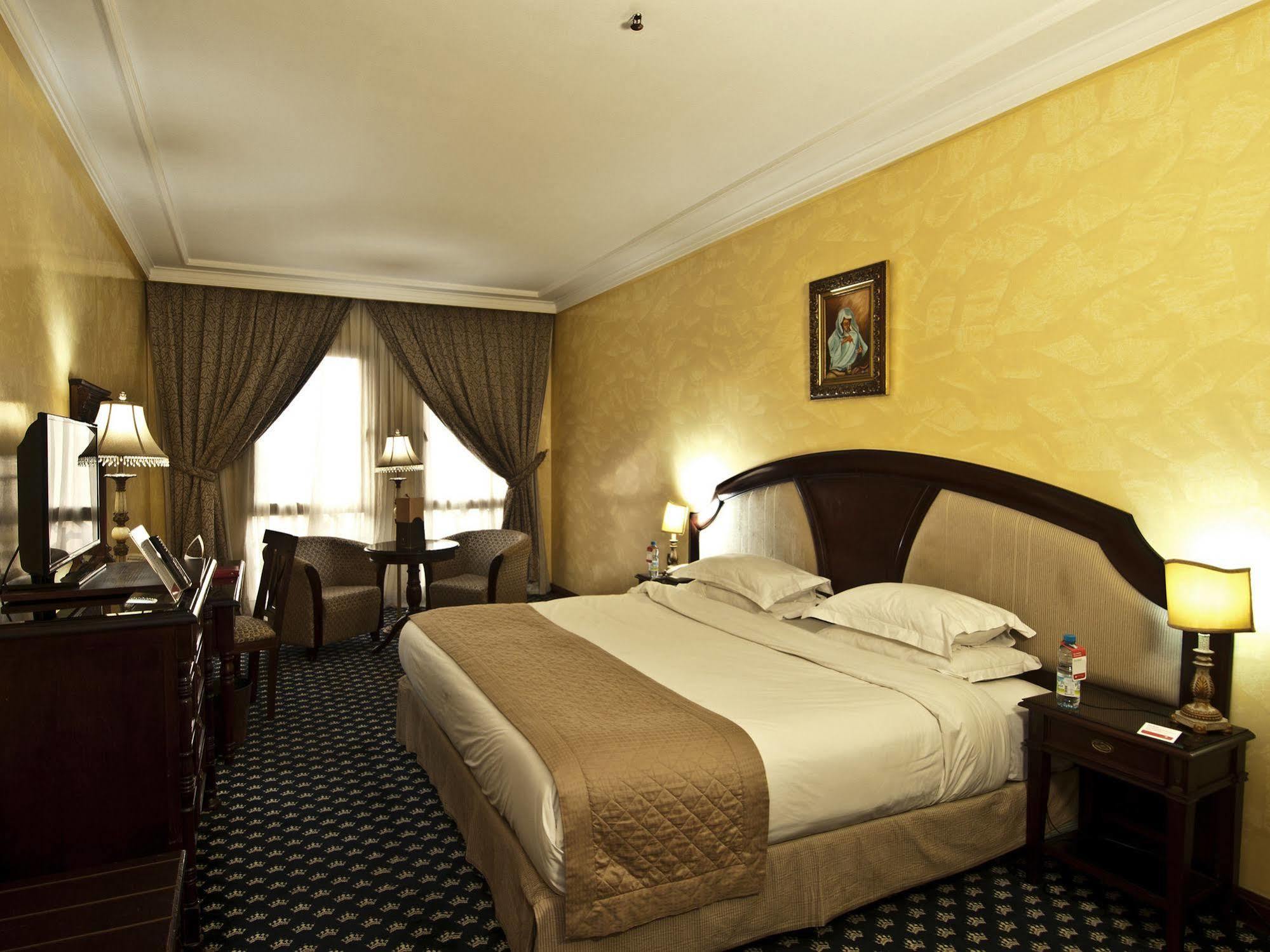 מלון Ramada By Wyndham פס מראה חיצוני תמונה