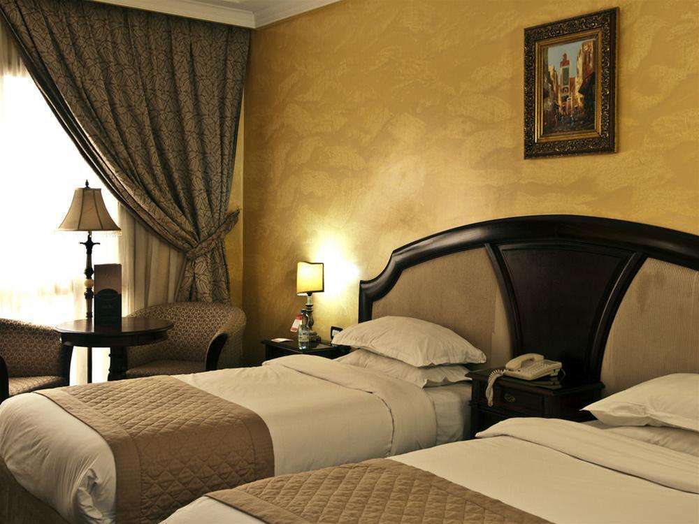מלון Ramada By Wyndham פס מראה חיצוני תמונה