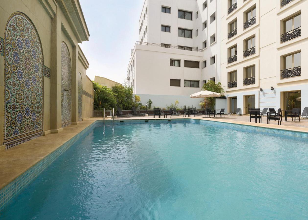 מלון Ramada By Wyndham פס מראה חיצוני תמונה